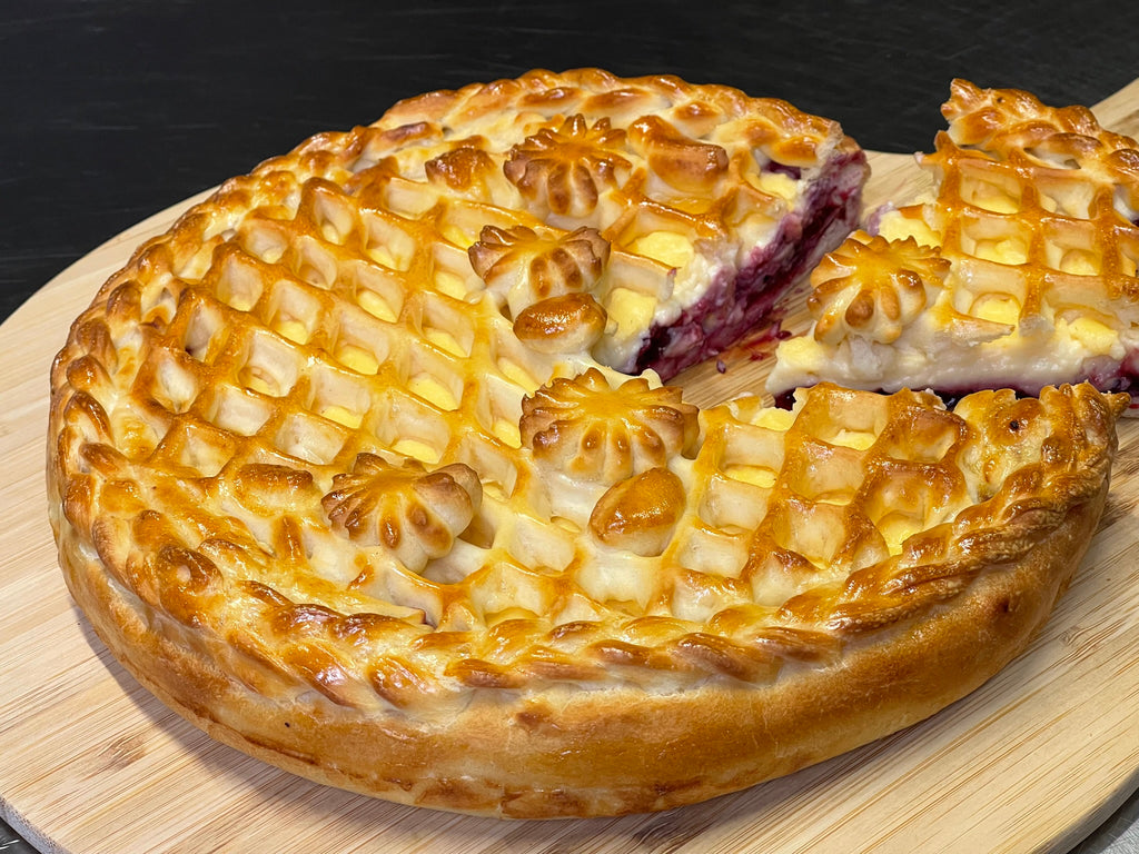 Pastete mit Waldbeeren und Puddingcreme