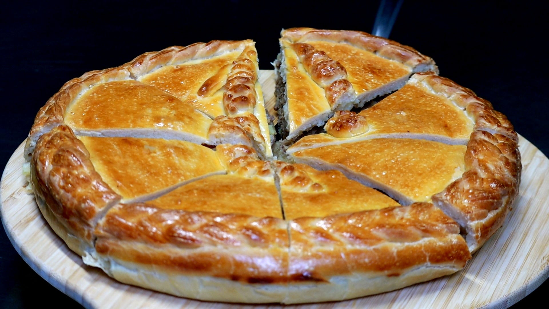 Pastete mit Kartoffeln und Fleisch