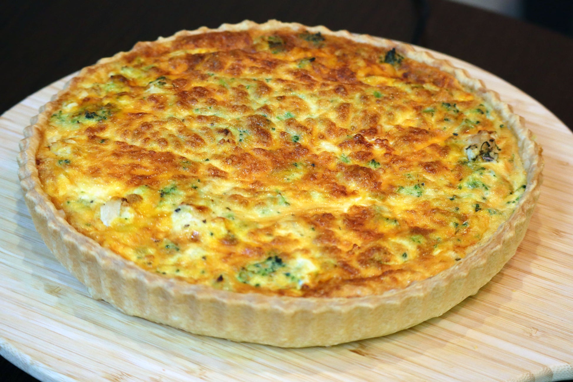 Quiche mit Hähnchen, Brokkoli & Cheddar