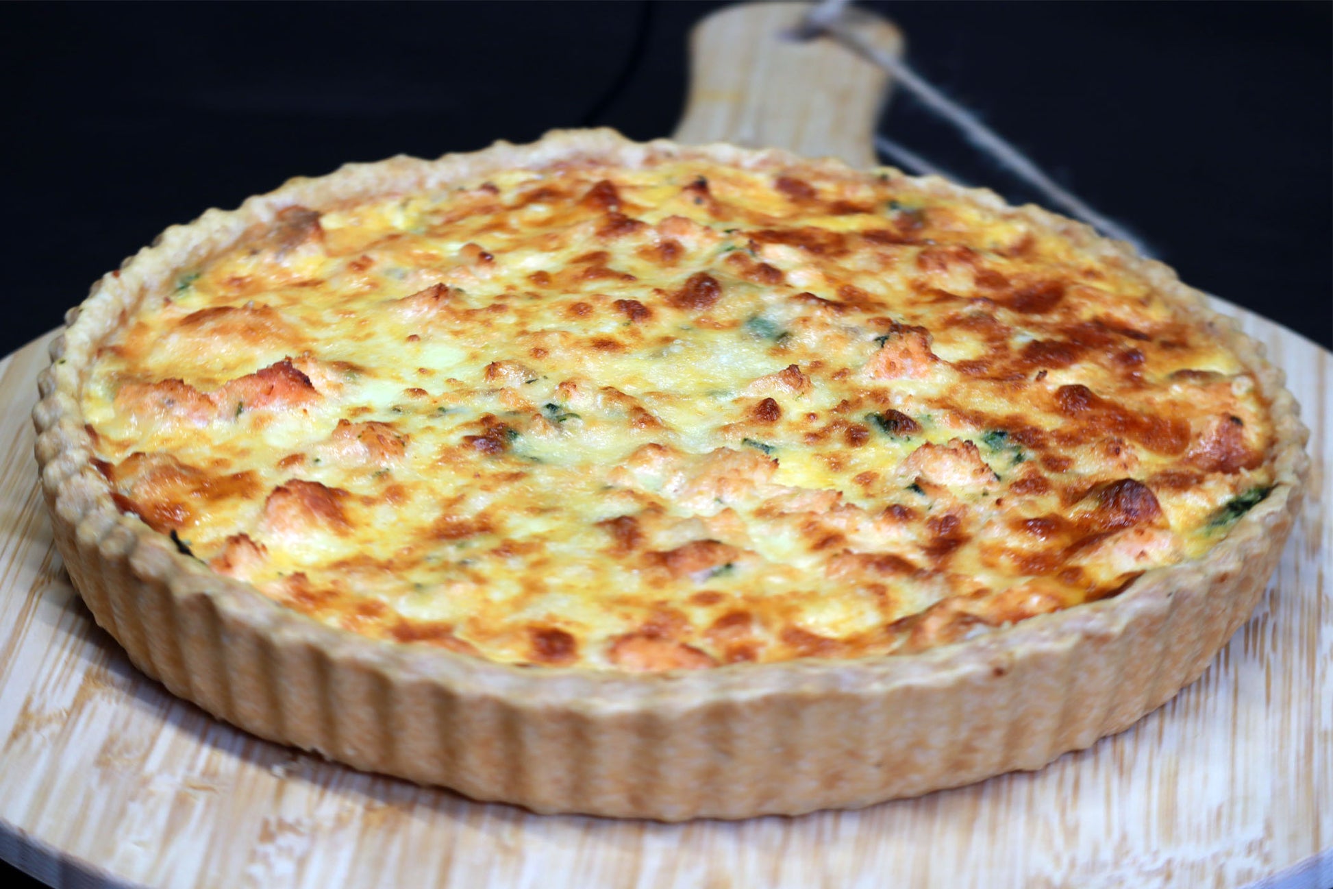 Quiche mit Lachs, Spinat & Mozzarella